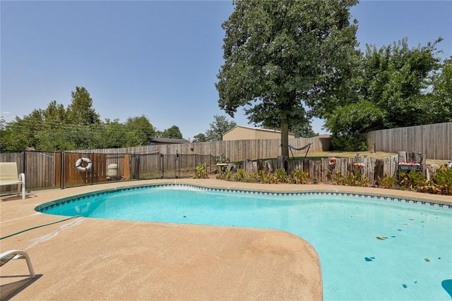 2632 N Brenda Avenue, Bethany, OK 73008
