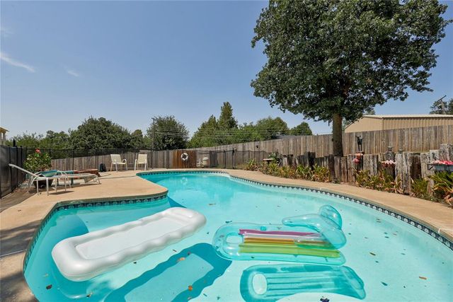 2632 N Brenda Avenue, Bethany, OK 73008