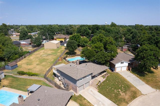 2632 N Brenda Avenue, Bethany, OK 73008
