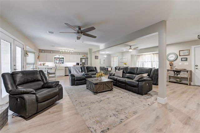 2632 N Brenda Avenue, Bethany, OK 73008