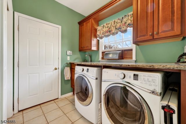 3 Indian Creek Rd, Alexandria Twp., NJ 08867