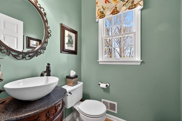 3 Indian Creek Rd, Alexandria Twp., NJ 08867
