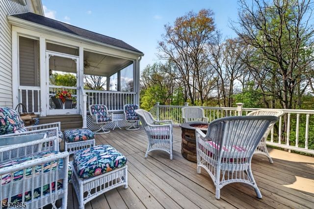 3 Indian Creek Rd, Alexandria Twp., NJ 08867