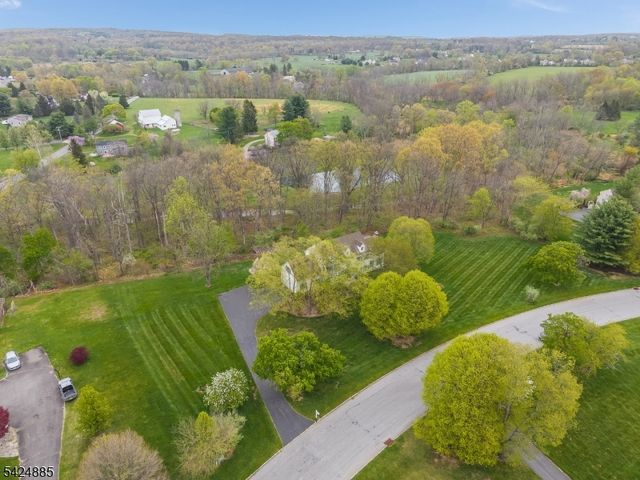 3 Indian Creek Rd, Alexandria Twp., NJ 08867