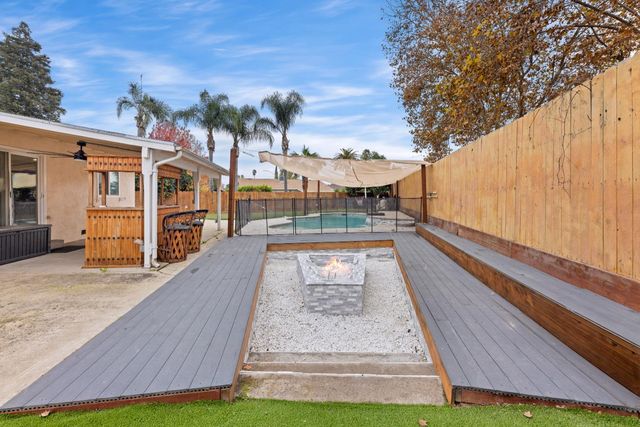 3909 Sandpiper Ct, Modesto, CA 95356