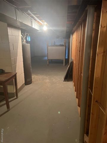 1361 Dyemeadow Lane, Flint, MI 48532