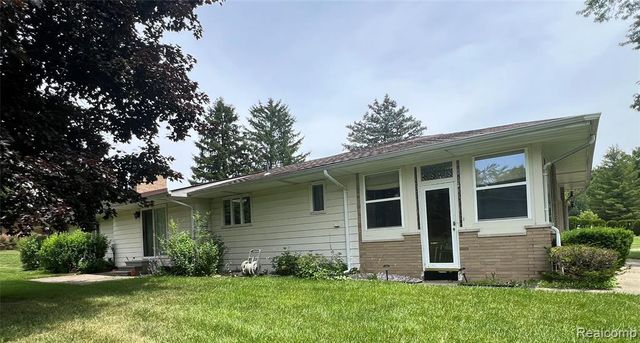 1361 Dyemeadow Lane, Flint, MI 48532