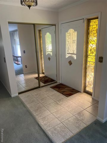 1361 Dyemeadow Lane, Flint, MI 48532