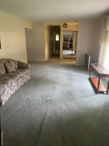 1361 Dyemeadow Lane, Flint, MI 48532