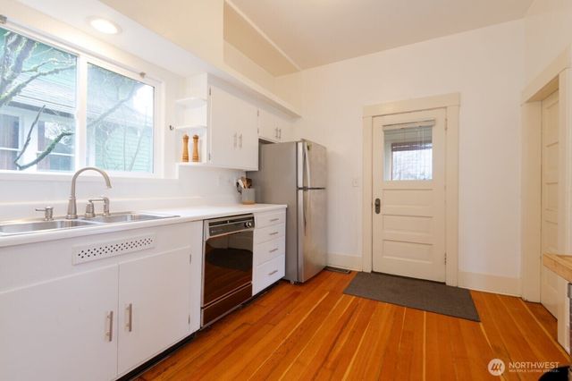 409 S 34th Street, Tacoma, WA 98418