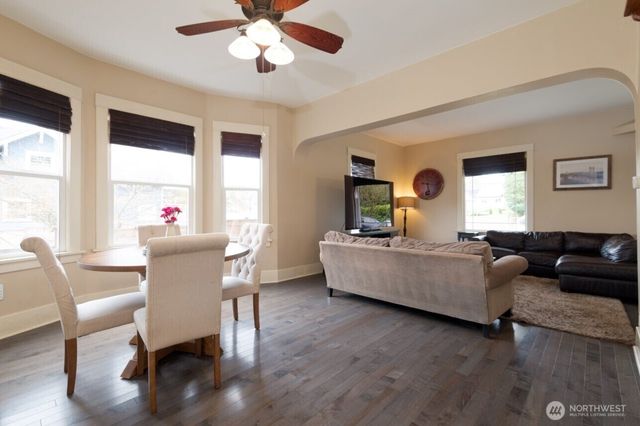 409 S 34th Street, Tacoma, WA 98418