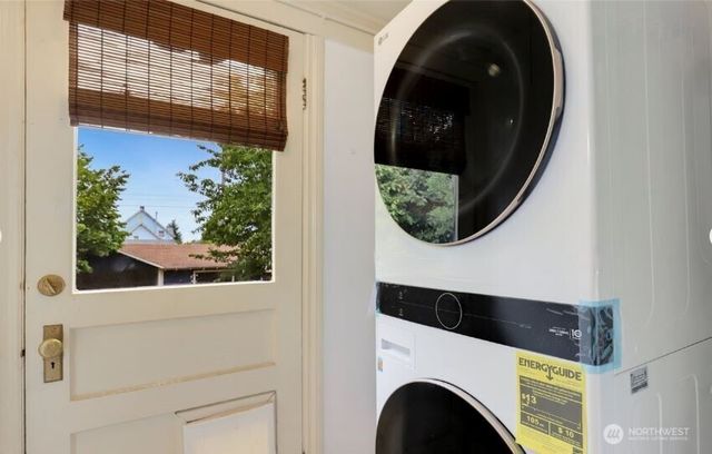 409 S 34th Street, Tacoma, WA 98418