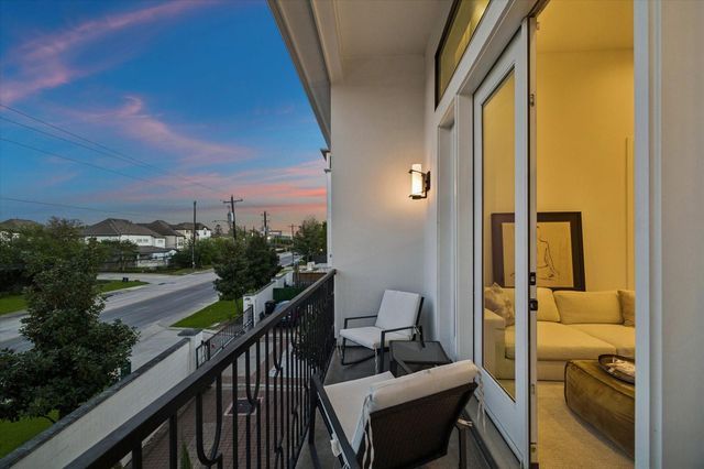 1661 Bingle Road, Houston, TX 77055