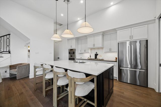 1661 Bingle Road, Houston, TX 77055