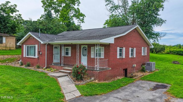 110 Anderson Street, Surgoinsville, TN 37873