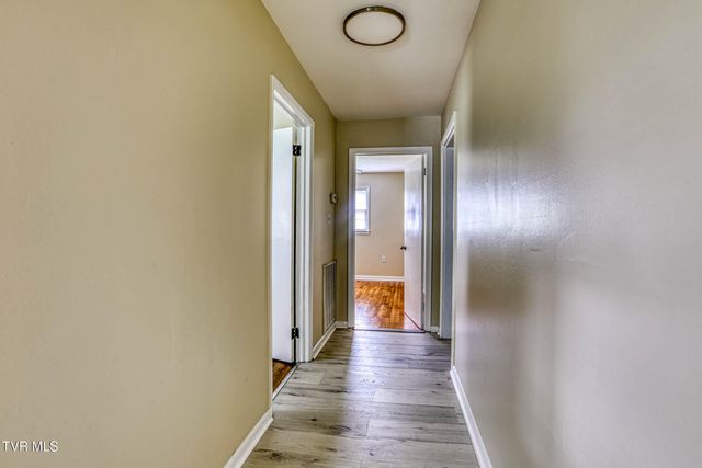 110 Anderson Street, Surgoinsville, TN 37873
