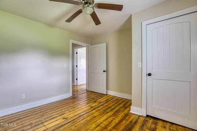 110 Anderson Street, Surgoinsville, TN 37873