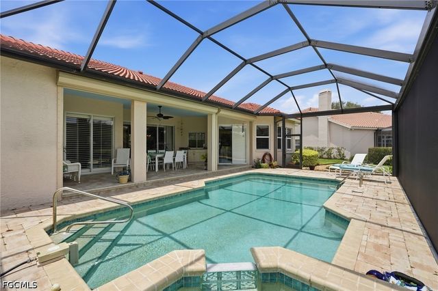 8861 Creek Run DR, Bonita Springs, FL 34135