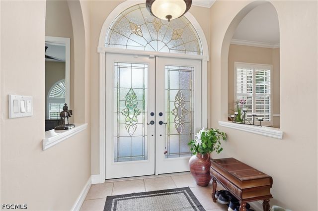 8861 Creek Run DR, Bonita Springs, FL 34135
