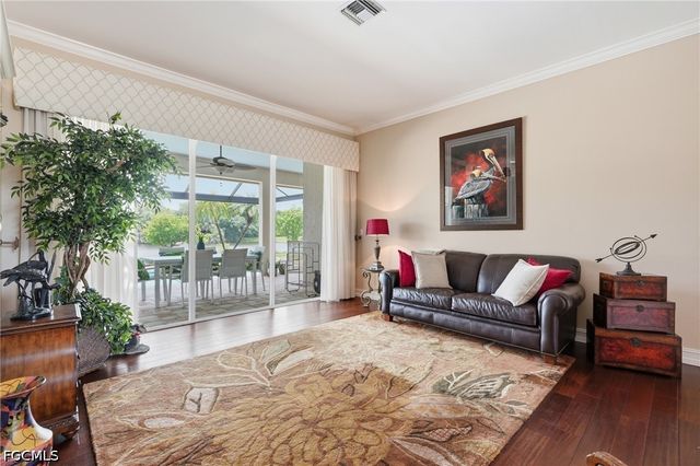 8861 Creek Run DR, Bonita Springs, FL 34135