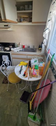 130 Glenbrook Parkway 2B, Englewood, NJ 07631