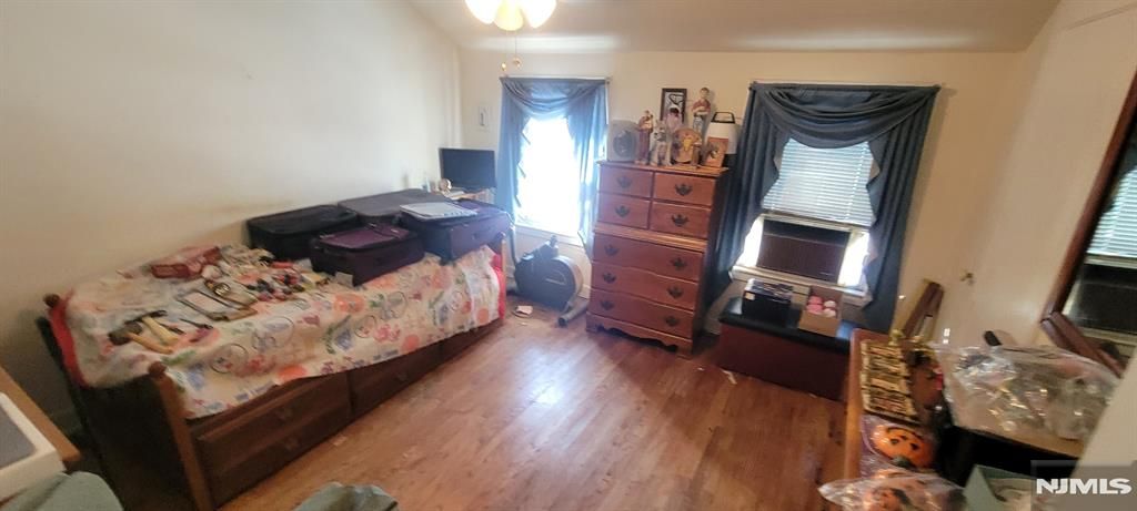 130 Glenbrook Parkway 2B, Englewood, NJ 07631
