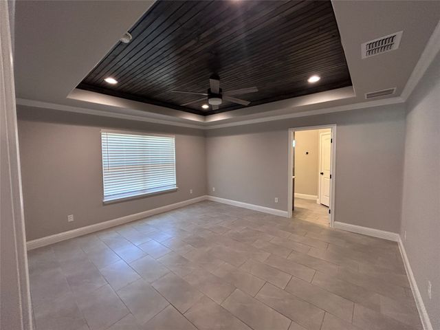 5416 Belaire Circle, Granbury, TX 76048