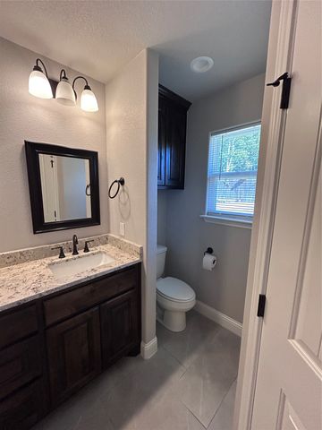 5416 Belaire Circle, Granbury, TX 76048