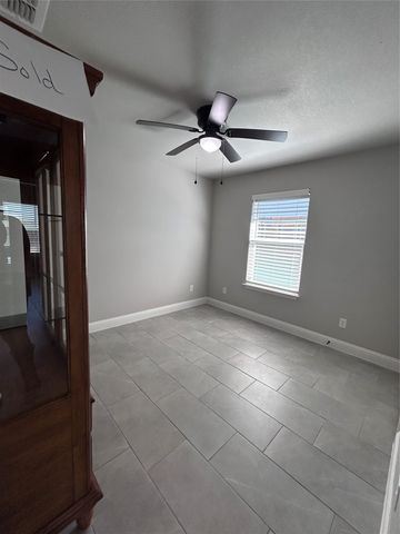 5416 Belaire Circle, Granbury, TX 76048