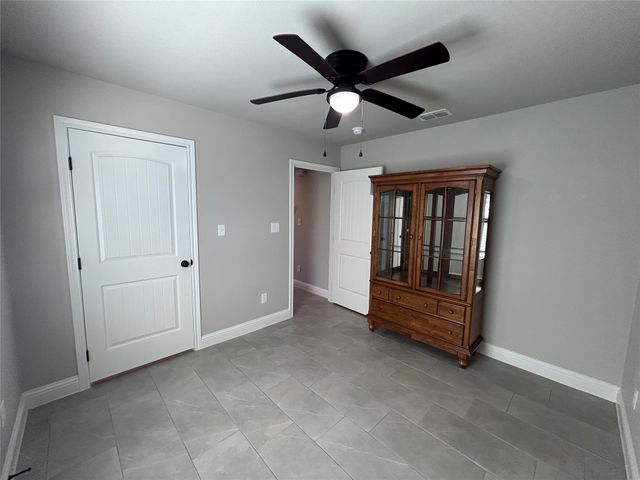 5416 Belaire Circle, Granbury, TX 76048