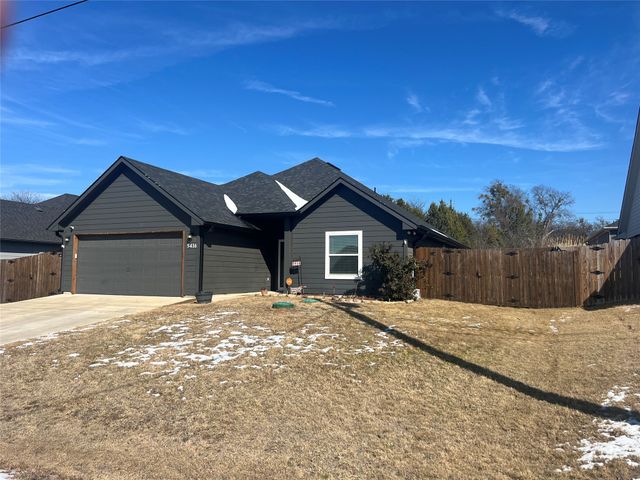 5416 Belaire Circle, Granbury, TX 76048