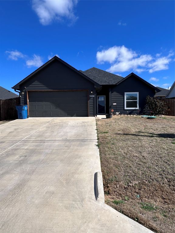 5416 Belaire Circle, Granbury, TX 76048