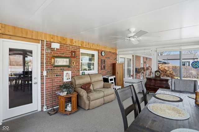 1240 Hillview Drive, Franklin, IN 46131