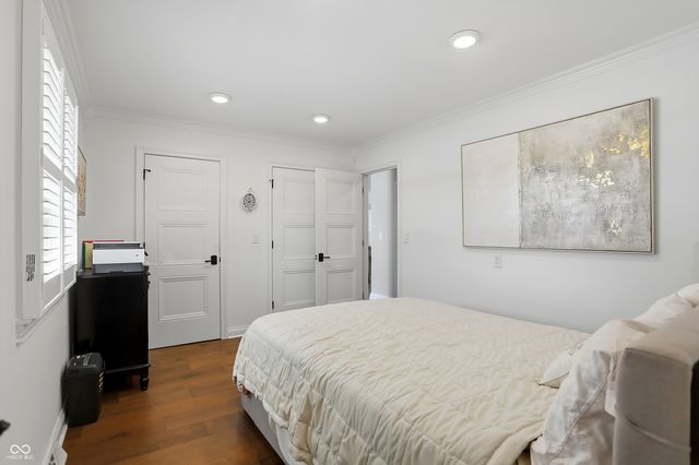 1240 Hillview Drive, Franklin, IN 46131