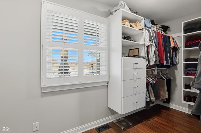 1240 Hillview Drive, Franklin, IN 46131