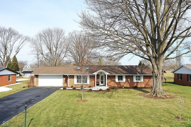 1240 Hillview Drive, Franklin, IN 46131