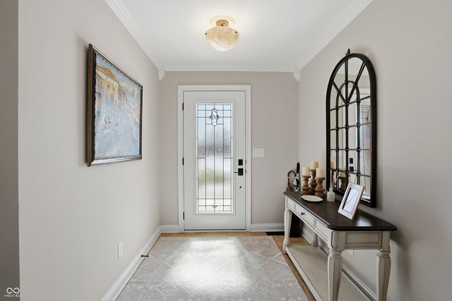 1240 Hillview Drive, Franklin, IN 46131