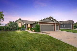 938 Cedar Brook Cir, Mulvane, KS 67110