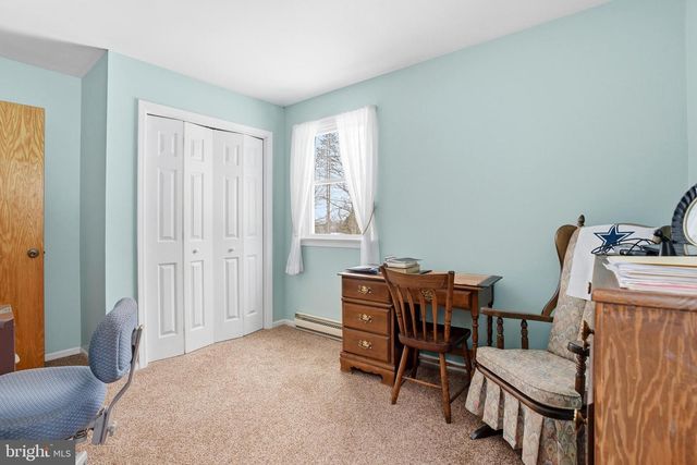 1627 DIAMOND ST, Sellersville, PA 18960