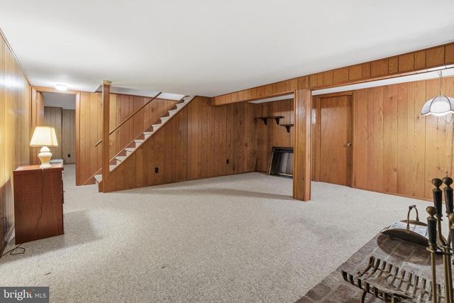 1627 DIAMOND ST, Sellersville, PA 18960