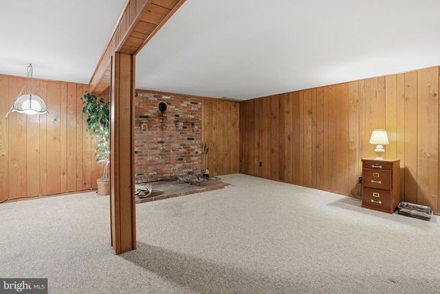 1627 DIAMOND ST, Sellersville, PA 18960