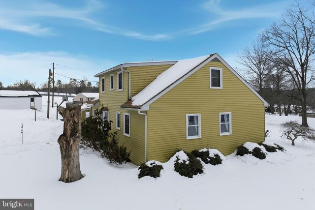 1627 DIAMOND ST, Sellersville, PA 18960