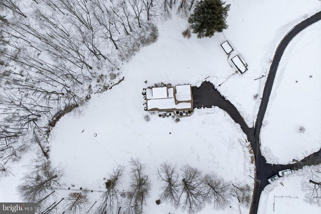 1627 DIAMOND ST, Sellersville, PA 18960