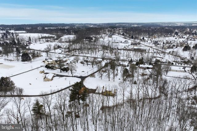 1627 DIAMOND ST, Sellersville, PA 18960