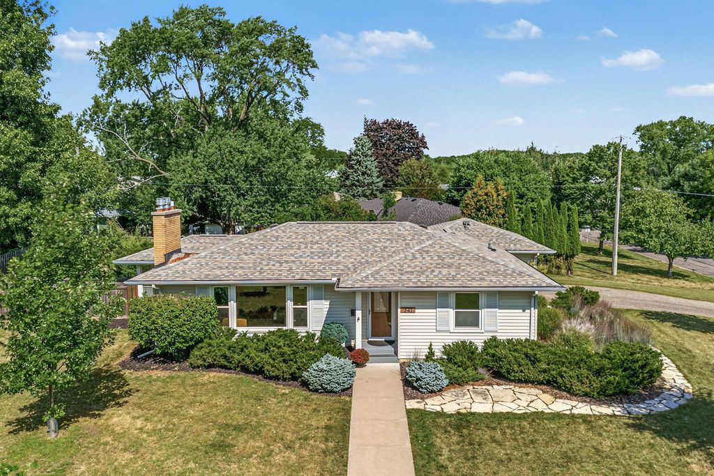 341 Burntside Drive, Golden Valley, MN 55422 — exterior