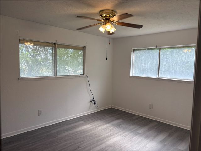 4902 Branscomb Dr, Corpus Christi, TX 78411