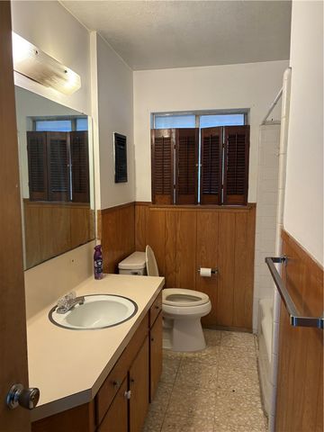4902 Branscomb Dr, Corpus Christi, TX 78411