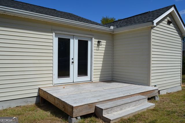 2311 Gwendale Drive E, Lizella, GA 31052