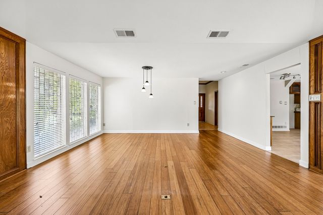 1717 Edgewater Drive, Plano, TX 75075