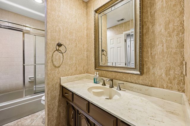 1717 Edgewater Drive, Plano, TX 75075